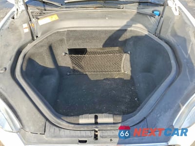 Zdjęcie 11 z 12 samochodu: 2014 TESLA MODEL S VIN:5YJSA1H17EFP53316 - miniatura