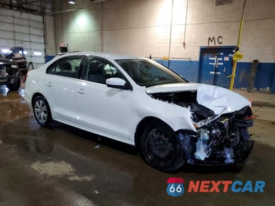 Czwarte zdjęcie samochodu z boku: 2017 VOLKSWAGEN JETTA S VIN:3VW2B7AJ3HM344432 - miniatura