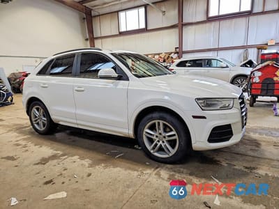 Czwarte zdjęcie samochodu z boku: 2017 AUDI Q3 PREMIUM VIN:WA1BCCFS7HR010889 - miniatura