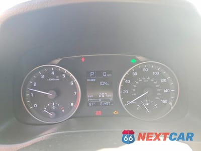 Zdjęcie 9 z 11 samochodu: 2018 HYUNDAI ELANTRA SE VIN:5NPD74LF4JH284550 - miniatura