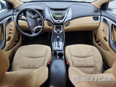 Zdjęcie 8 z 13 samochodu: 2012 HYUNDAI ELANTRA GLS VIN:5NPDH4AE2CH134222 - miniatura