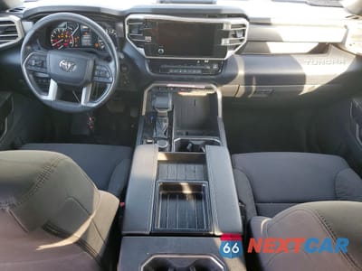 Zdjęcie 8 z 12 samochodu: 2025 TOYOTA TUNDRA SR5 VIN:5TFLA5DB3SX266531 - miniatura