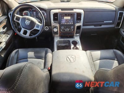 Zdjęcie 8 z 12 samochodu: 2017 RAM 1500 LARAMIE VIN:1C6RR7NT8HS671951 - miniatura