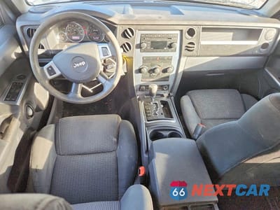 Zdjęcie 8 z 12 samochodu: 2008 JEEP COMMANDER SPORT VIN:1J8HG48K28C189152 - miniatura