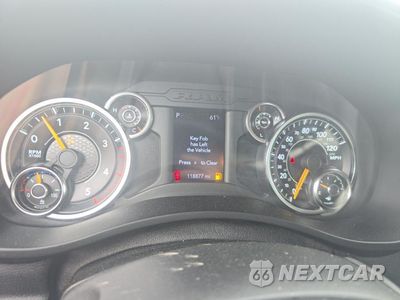 Zdjęcie 8 z 10 samochodu: 2020 RAM 3500 VIN:3C7WRTCL0LG106166 - miniatura