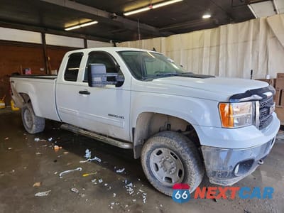 Czwarte zdjęcie samochodu z boku: 2011 GMC SIERRA K2500 SLE VIN:1GT220CG7BZ241287 - miniatura