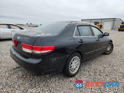 Trzecie zdjęcie samochodu z tyłu: 2003 HONDA ACCORD EX VIN:1HGCM66573A017031 - miniatura