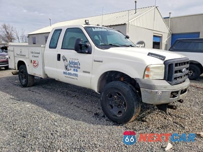 Czwarte zdjęcie samochodu z boku: 2006 FORD F350 SRW SUPER DUTY VIN:1FDWX35P96EA33633 - miniatura