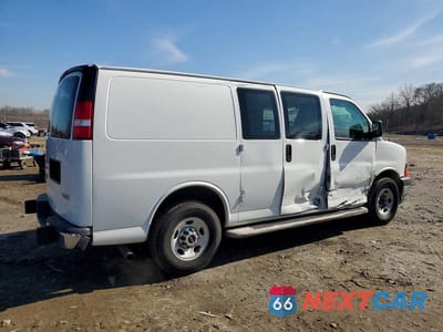 Trzecie zdjęcie samochodu z tyłu: 2017 GMC SAVANA 2500 CARGO UTILITY / SERVICE VAN VIN:1GTW7AFF7H1915442 - miniatura