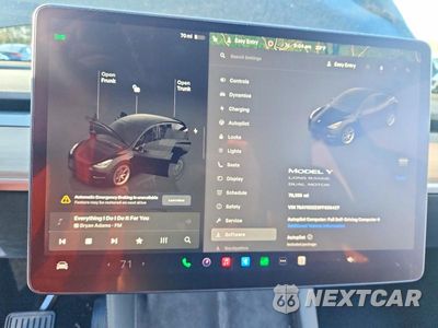 Zdjęcie 9 z 12 samochodu: 2023 TESLA MODEL Y VIN:7SAYGDEE9PF856437 - miniatura