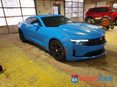 Czwarte zdjęcie samochodu z boku: 2023 CHEVROLET CAMARO LS VIN:1G1FB1RS7P0152780 - miniatura