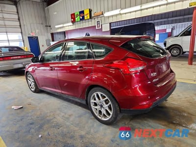 Drugie zdjęcie samochodu z przodu: 2015 FORD FOCUS SE VIN:1FADP3K2XFL323305 - miniatura