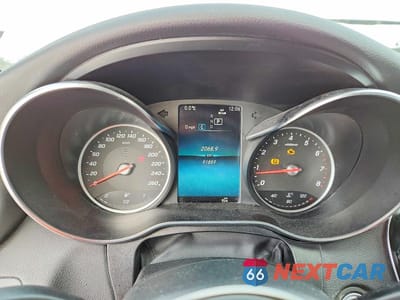 Zdjęcie 9 z 13 samochodu: 2020 MERCEDES-BENZ C 300 4MATIC VIN:55SWF8EB1LU323110 - miniatura
