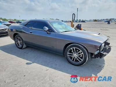 Czwarte zdjęcie samochodu z boku: 2019 DODGE CHALLENGER GT VIN:2C3CDZKG9KH741797 - miniatura