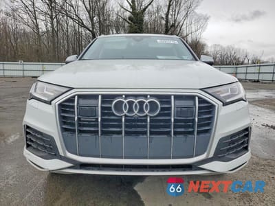 Piąte zdjęcie samochodu w środku: 2023 AUDI Q7 PREMIUM VIN:WA1ACBF71PD006270 - miniatura