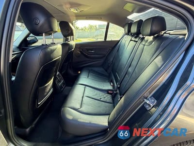 Zdjęcie 12 z 14 samochodu: 2015 BMW 328 I VIN:WBA3A5C5XFF607637 - miniatura