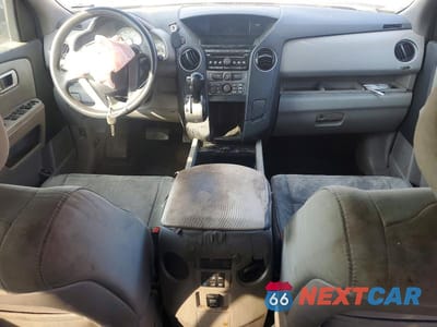 Zdjęcie 8 z 13 samochodu: 2012 HONDA PILOT LX VIN:5FNYF3H26CB035222 - miniatura
