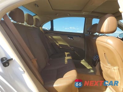 Zdjęcie 10 z 11 samochodu: 2007 MERCEDES-BENZ S 550 VIN:WDDNG71X37A064484 - miniatura