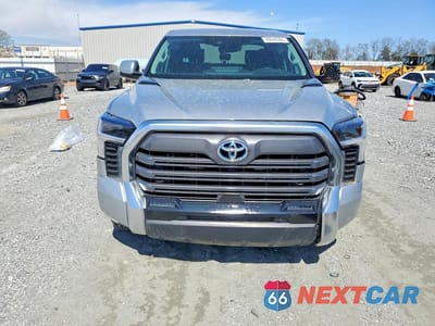Piąte zdjęcie samochodu w środku: 2024 TOYOTA TUNDRA LIMITED HV VIN:5TFJC5DBXRX066158 - miniatura