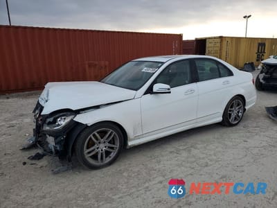 2014 MERCEDES-BENZ C 250 WDDGF4HB1ER309656 - główne zdjęcie licytacji z USA - miniatura
