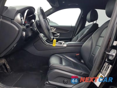 Zdjęcie 7 z 13 samochodu: 2018 MERCEDES-BENZ GLC 300 4MATIC VIN:WDC0G4KB4JV030764 - miniatura