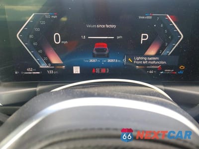 Zdjęcie 9 z 11 samochodu: 2023 BMW 330XI VIN:3MW89FF04P8D72487 - miniatura