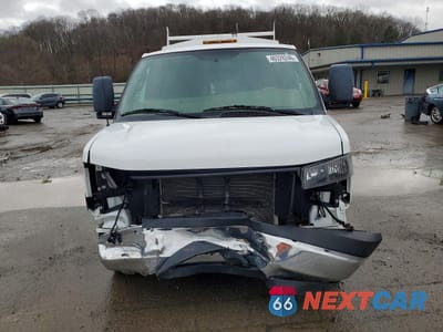 Piąte zdjęcie samochodu w środku: 2018 CHEVROLET EXPRESS UTILITY / SERVICE TRUCK VIN:1GB0GRFG6J1246488 - miniatura
