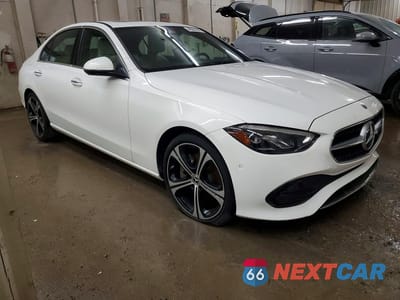 Czwarte zdjęcie samochodu z boku: 2025 MERCEDES-BENZ C 300 4MATIC VIN:W1KAF4HB7SR239288 - miniatura