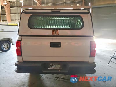 Zdjęcie 6 z 11 samochodu: 2018 CHEVROLET SILVERADO C1500 VIN:1GCNCNEH6JZ274115 - miniatura