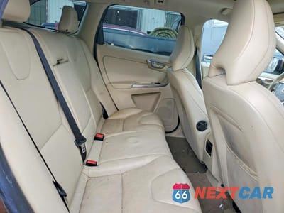 Zdjęcie 11 z 12 samochodu: 2013 VOLVO XC60 T6 VIN:YV4902DZ6D2457317 - miniatura