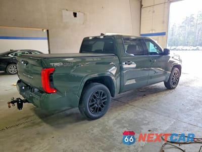 Trzecie zdjęcie samochodu z tyłu: 2022 TOYOTA TUNDRA SR5 VIN:5TFLA5DB6NX038608 - miniatura