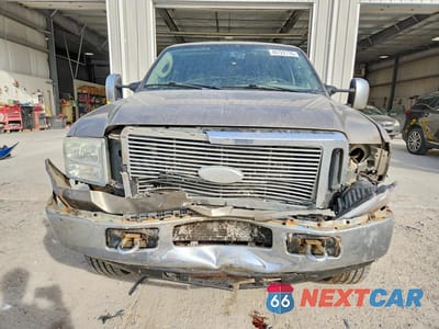 Piąte zdjęcie samochodu w środku: 2006 FORD F250 SUPER DUTY VIN:1FTSW21P36EA10595 - miniatura