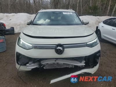 Piąte zdjęcie samochodu w środku: 2026 VOLKSWAGEN TIGUAN SEL R-LINE TURBO VIN:3VVUW7RM5TM033786 - miniatura