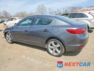 Drugie zdjęcie samochodu z przodu: 2013 ACURA ILX 20 TECH VIN:19VDE1F75DE011837 - miniatura