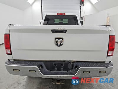 Zdjęcie 6 z 11 samochodu: 2018 RAM 2500 ST VIN:3C6UR4HLXJG325580 - miniatura