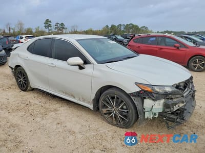 Czwarte zdjęcie samochodu z boku: 2022 TOYOTA CAMRY SE VIN:4T1G11AK7NU064761 - miniatura