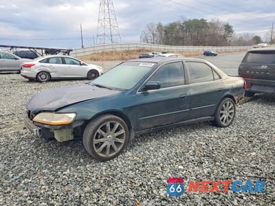 1998 HONDA ACCORD EX 1HGCG5555WA175391 - główne zdjęcie licytacji z USA - miniatura