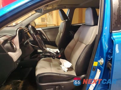 Zdjęcie 7 z 13 samochodu: 2016 TOYOTA RAV4 HYBRID LIMITED VIN:JTMDJREV8GD017882 - miniatura