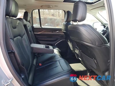 Zdjęcie 10 z 12 samochodu: 2023 JEEP GRAND CHEROKEE LIMITED 4XE VIN:1C4RJYB60PC626080 - miniatura