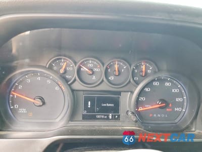 Zdjęcie 9 z 11 samochodu: 2019 CHEVROLET SILVERADO C1500 VIN:3GCNWAEH7KG178639 - miniatura