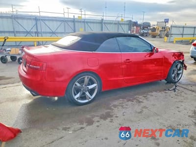 Trzecie zdjęcie samochodu z tyłu: 2011 AUDI A5 PREMIUM PLUS VIN:WAULFAFH0BN013039 - miniatura
