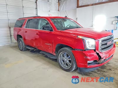 Czwarte zdjęcie samochodu z boku: 2017 GMC YUKON XL K1500 SLE VIN:1GKS2FKC3HR388656 - miniatura