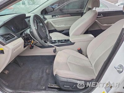 Zdjęcie 7 z 11 samochodu: 2017 HYUNDAI SONATA SPORT VIN:5NPE34AF4HH439952 - miniatura