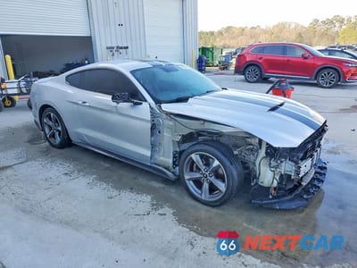 Czwarte zdjęcie samochodu z boku: 2015 FORD MUSTANG VIN:1FA6P8TH8F5299664 - miniatura