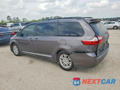 Drugie zdjęcie samochodu z przodu: 2016 TOYOTA SIENNA XLE PREMIUM 8-PASSENGER VIN:5TDYK3DC7GS698021 - miniatura