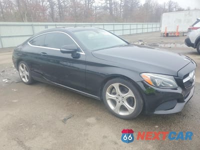 Czwarte zdjęcie samochodu z boku: 2017 MERCEDES-BENZ C 300 VIN:WDDWJ4JB0HF420919 - miniatura