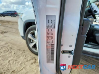 Zdjęcie 13 z 13 samochodu: 2019 JEEP CHEROKEE LIMITED VIN:1C4PJMDXXKD251744 - miniatura