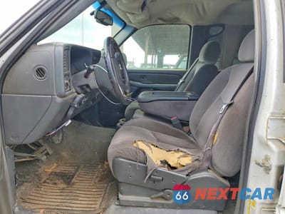 Zdjęcie 7 z 12 samochodu: 2006 GMC SIERRA C2500 HEAVY DUTY VIN:1GTHC23U96F246135 - miniatura