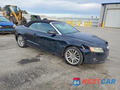 Czwarte zdjęcie samochodu z boku: 2012 AUDI A5 PREMIUM PLUS VIN:WAULFAFH1CN004030 - miniatura