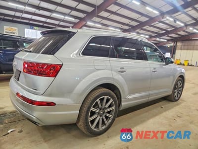 Trzecie zdjęcie samochodu z tyłu: 2019 AUDI Q7 PREMIUM PLUS VIN:WA1LAAF72KD039120 - miniatura